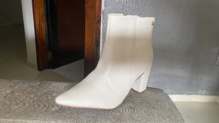 BOTA Gigil NOVA