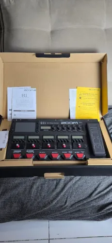 Pedaleira Zoom G11 (como nova, na caixa, com manuais) Impulse Responde - IR