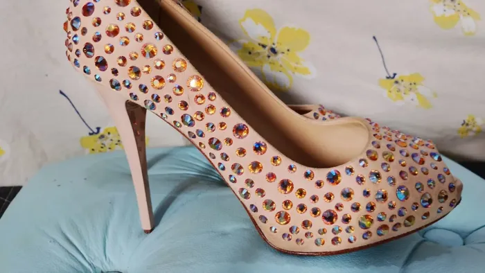 Peep toe sapato pedraria guisepe zanotti