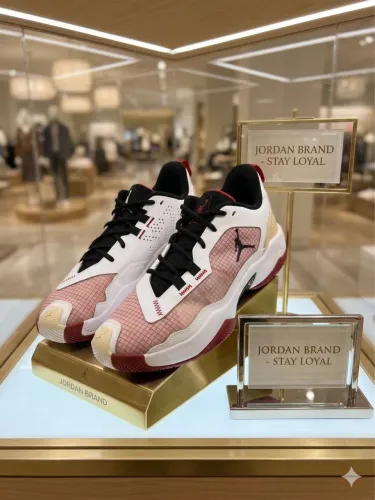 basqueteira NIKE TAM 39