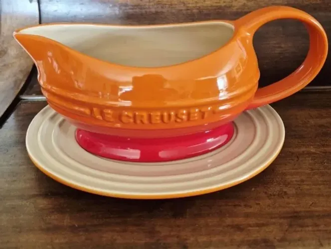 Molheira Com Prato Laranja Le Creuset