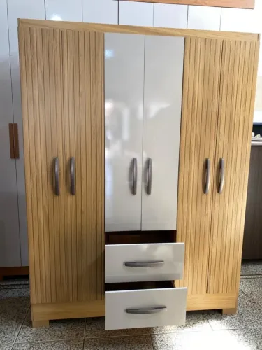 Guarda Roupa Solteiro 6 Portas e 2 Gavetas, Novo, Entrego