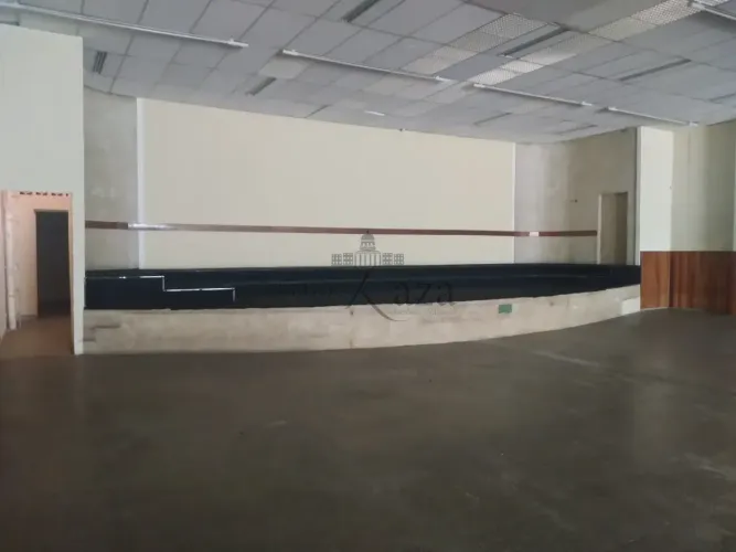 Oportunidade - Ponto Comercial - Centro - São José dos Campos - 639,44m².
