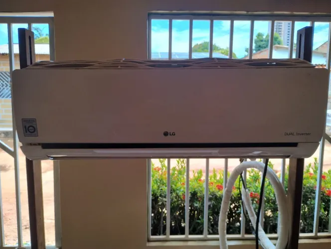 Central de ar 12 mil BTUs inverter com instalação 