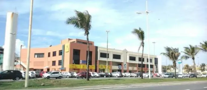 Loja para aluguel tem 30m2 com parte inferior e mezanino - Multishop da Boca do Rio - Sal