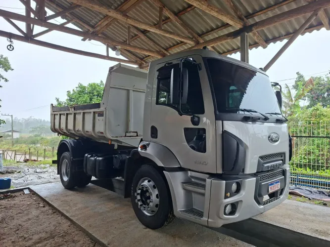 Vendo cargo toco 1317 filé