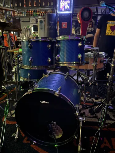 Bateria acústica reduzida