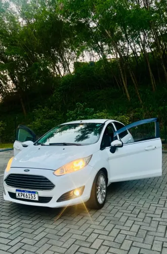 Ford Fiesta Tit./tit.plus 1.6 16V Flex Aut. 2014