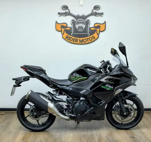 KAWASAKI NINJA 500 2025 Gasolina