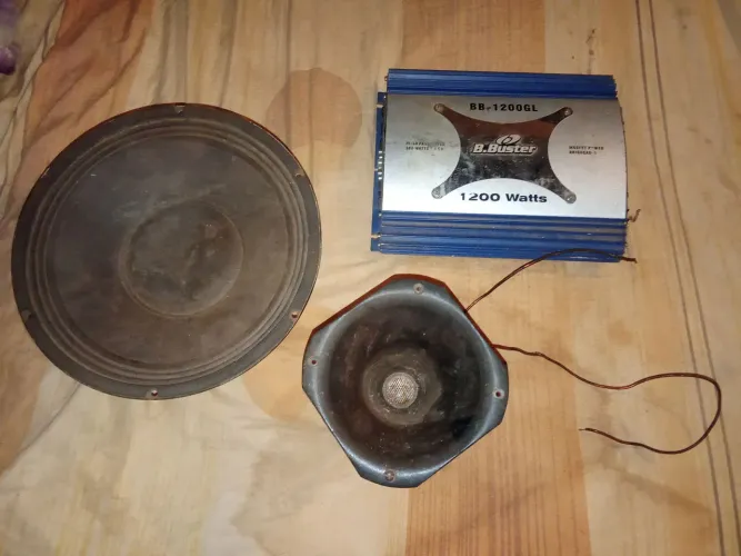 Vendo Módolo Buster e alto falante  sem a corneta 