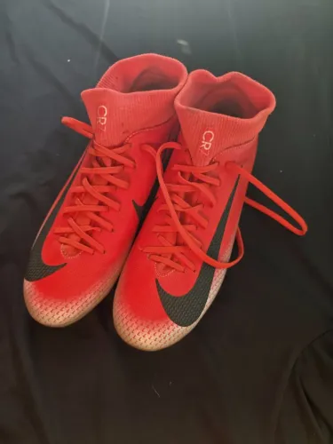 Chuteira Nike Mercurial CR7 original pouco usada