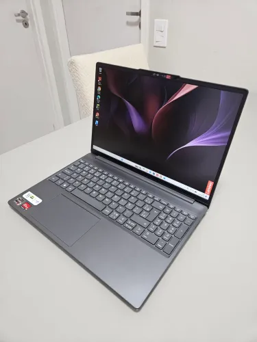 Notebook Lenovo Ideapad Slim 3 15ARP10 - Ryzen 7/ 16GB de RAM/ 512GB de SSD