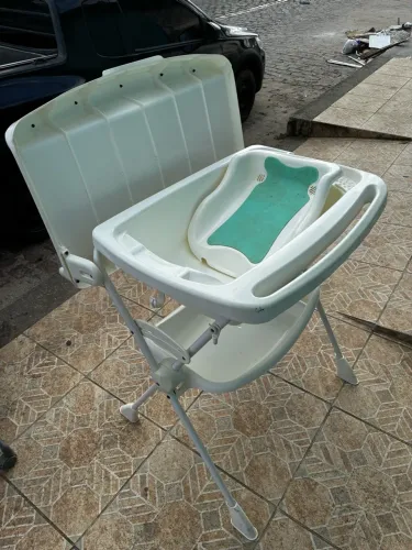 Banheira e trocador 2 em 1 para bebê