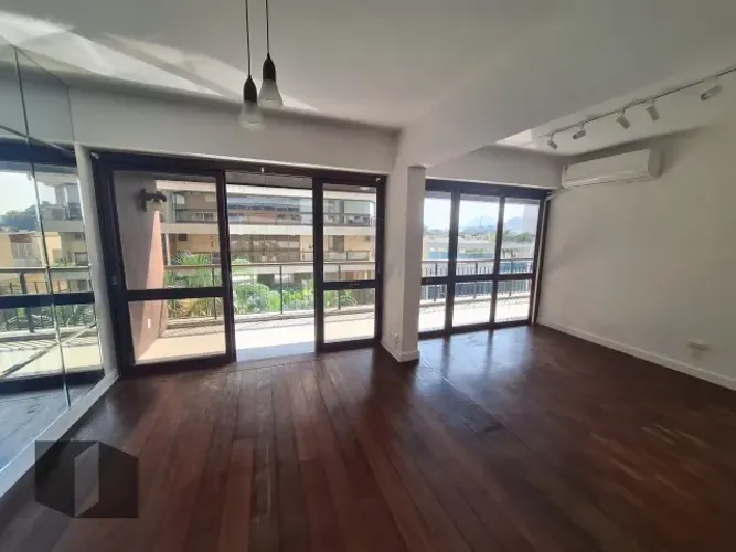 Apartamento em Leblon