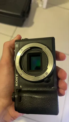 SONY A6300 12 MIL CLIQUES