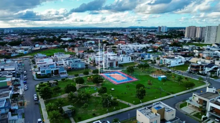 Ótimo lote de 240m² totalmente nascente em condomínio fechado - Condomínio Jardim América