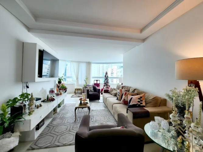 Apartamento 3 Quartos para Venda em Balneário Camboriú, Pioneiros, 3 dormitórios, 3 suítes