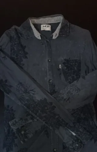 Camisa MCD Regular Fit Manga Longa Floral Dark - Tamanho M