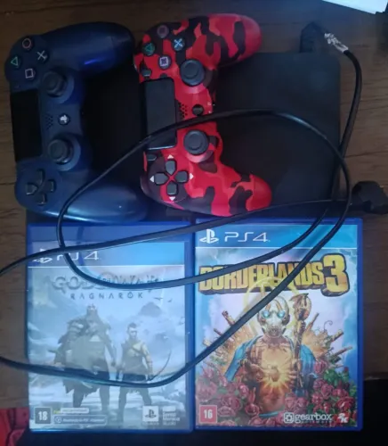 Ps4 1 tb com 2 controles e 2 jogos