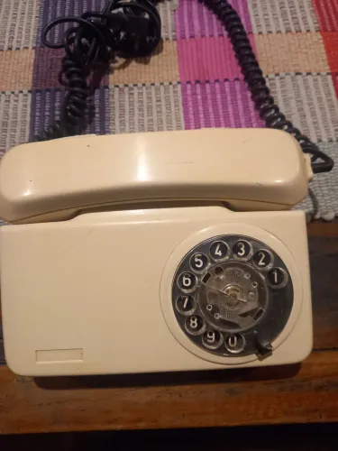 Telefone