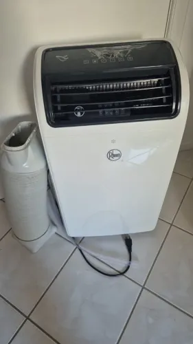 Ar-condicionado Portátil Rheem 12000btus Frio Branco