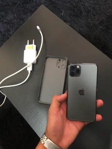 Vendo iPhone 11 Pro