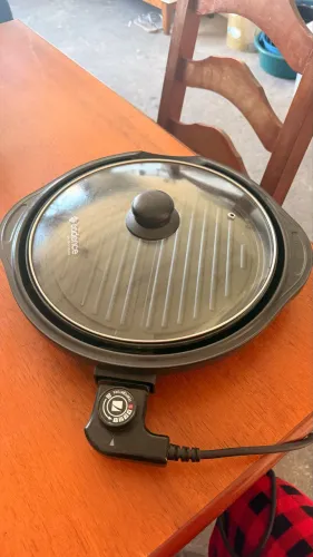 Grill elétrica nova