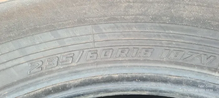 Pneu yokohama 235/60/18