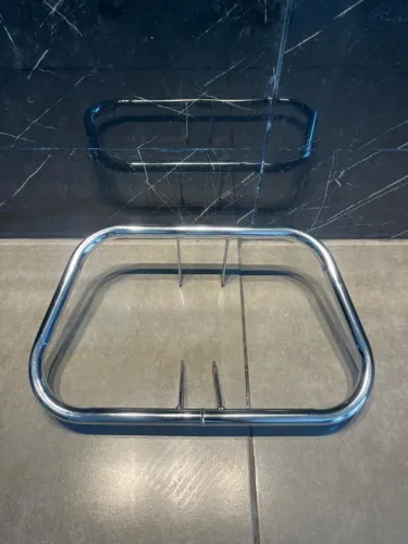 Peça para moto, mata cachorro 