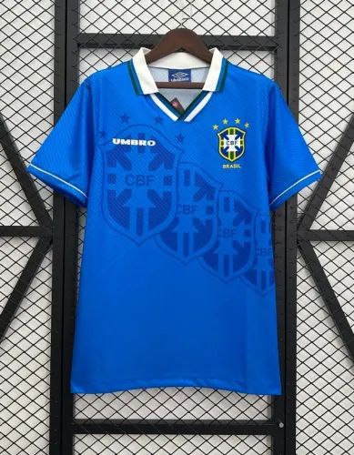 Camisas retrô Brasil