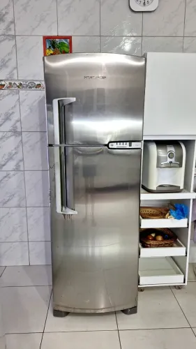 Geladeira Brastemp Frost Free Duplex 352L Inox (Modelo BRM39EBBNA - 220V)