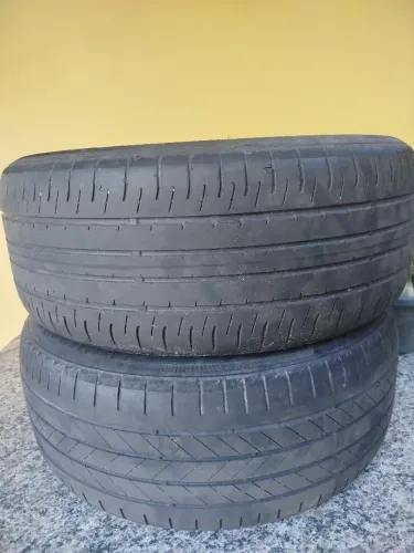 Vendo ou troco pneus aro 18