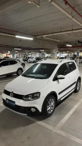 Volkswagen Crossfox 1.6 MI Total Flex 8V 5P 2013