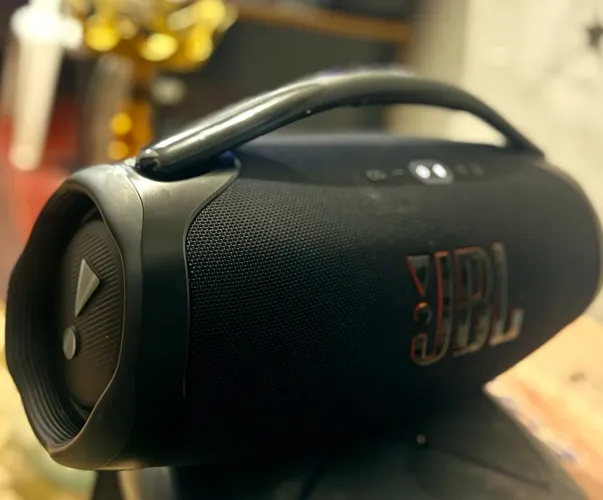 Caixa de Som JBL Boombox 3