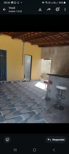 Alugo casa de 2 quartos