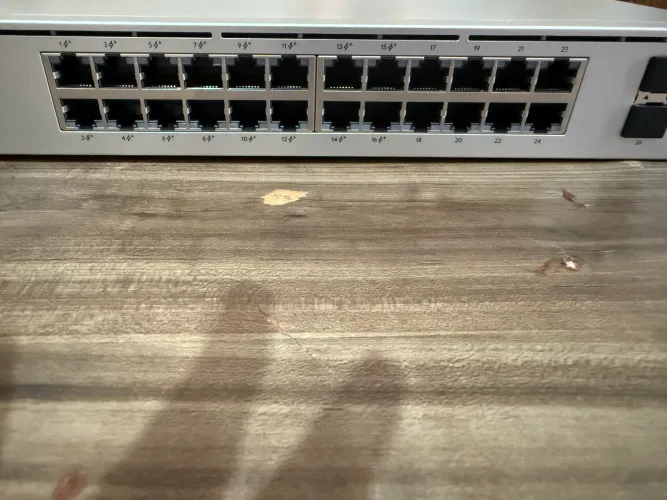 Switch - Ubiquiti Usw-24-poe