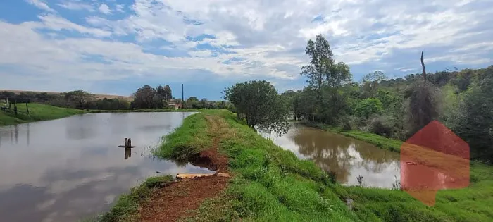 CHACARA NA LINHA GRAMADO EM SEDE ALVORADA