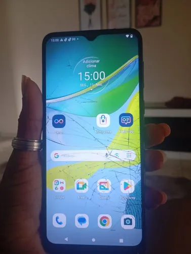 Moto E13 64 gigas