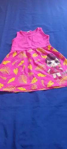 Vendo vestidos infantis($10 cada)