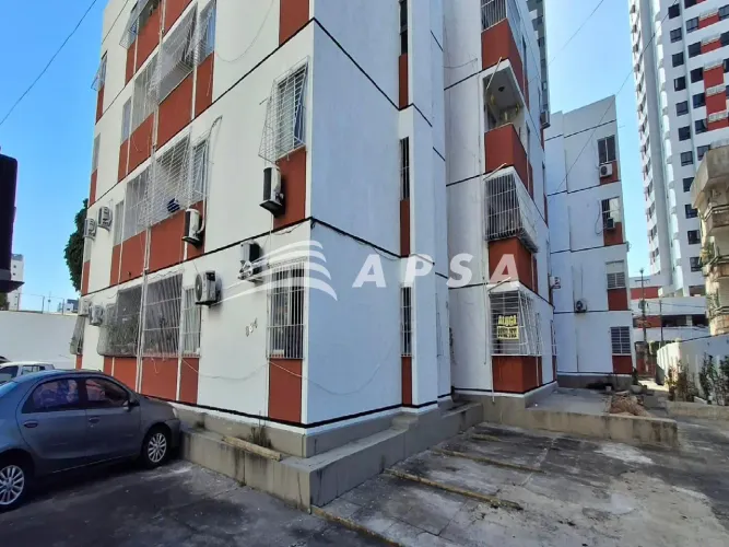 EXCELENTE APARTAMENTO SEMIMOBILIADO PRONTO PARA MORAR, COM APROXIMADAMENTE 80 METROS QUADR