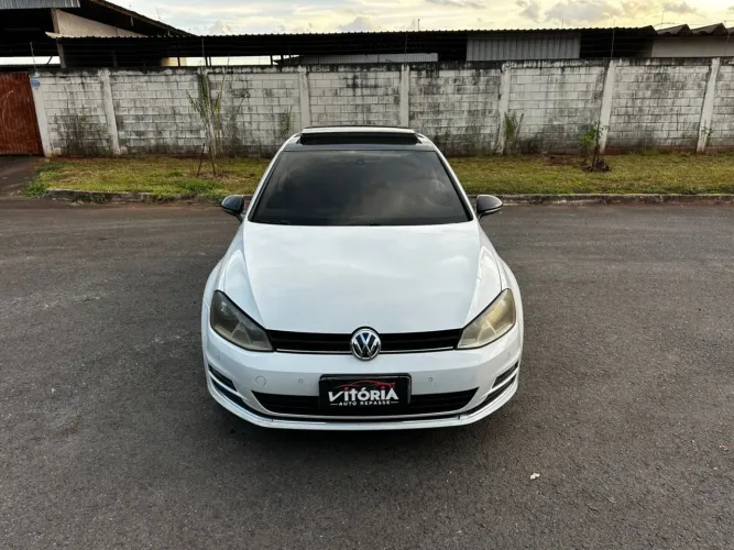 Volkswagen Golf Highline 1.4 TSI 140cv Aut. 2014