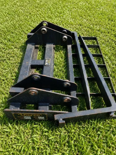 Garfo paleteiro para retro - JCB