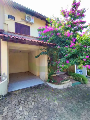 Excelente Casa em Condomínio para Venda no bairro Campestre em São Leopoldo