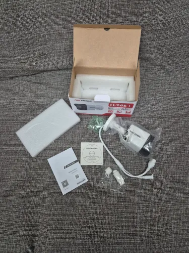 Câmeras Hikvision - Mod DS-2CD1023G0E-I
