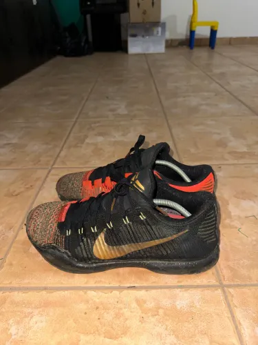 Tênis Nike Kobe 10 Elite Low Christmas