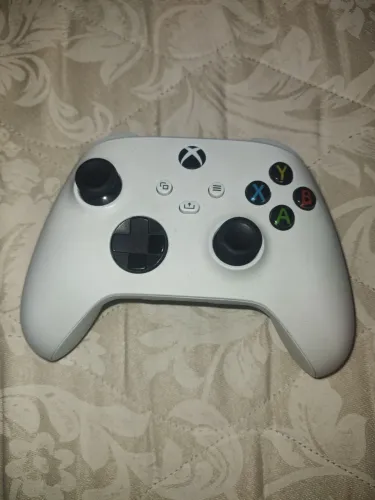 Controle de xbox s em perfeito estado