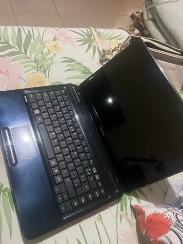 Notebook Toshiba 