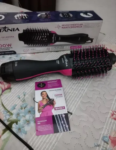 Escova Secadora Britânia BEC02PR 4 em 1 1300W Preto e Rosa