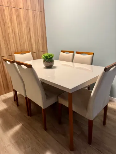 Mesa 6 cadeiras