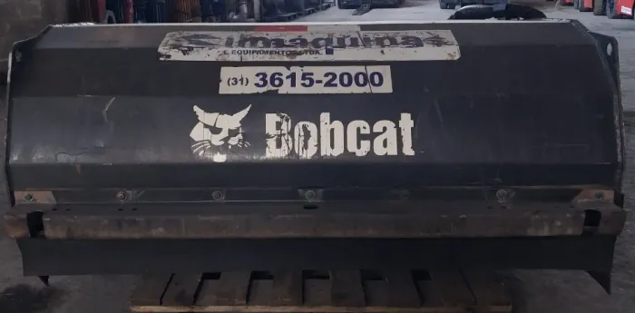 Vassoura 60 Polegadas Bobcat Semi Nova Revisada